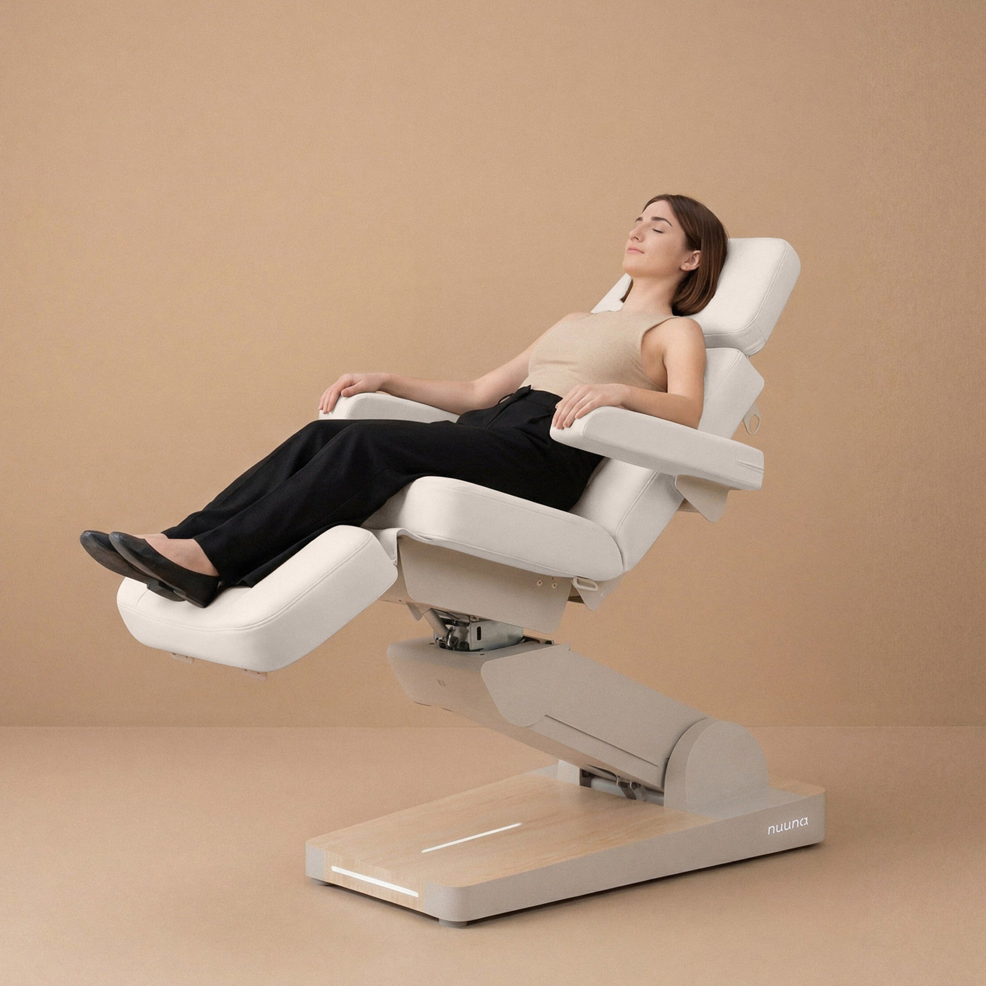 Fauteuil de gynécologie 4 moteurs NUUNA B4 GR
