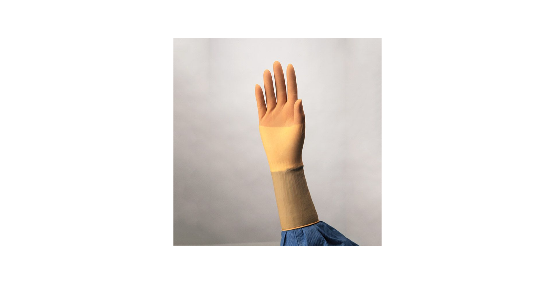 Gants chirurgicaux Protexis™ Latex Micro non poudrés - Boîte de 50 paires